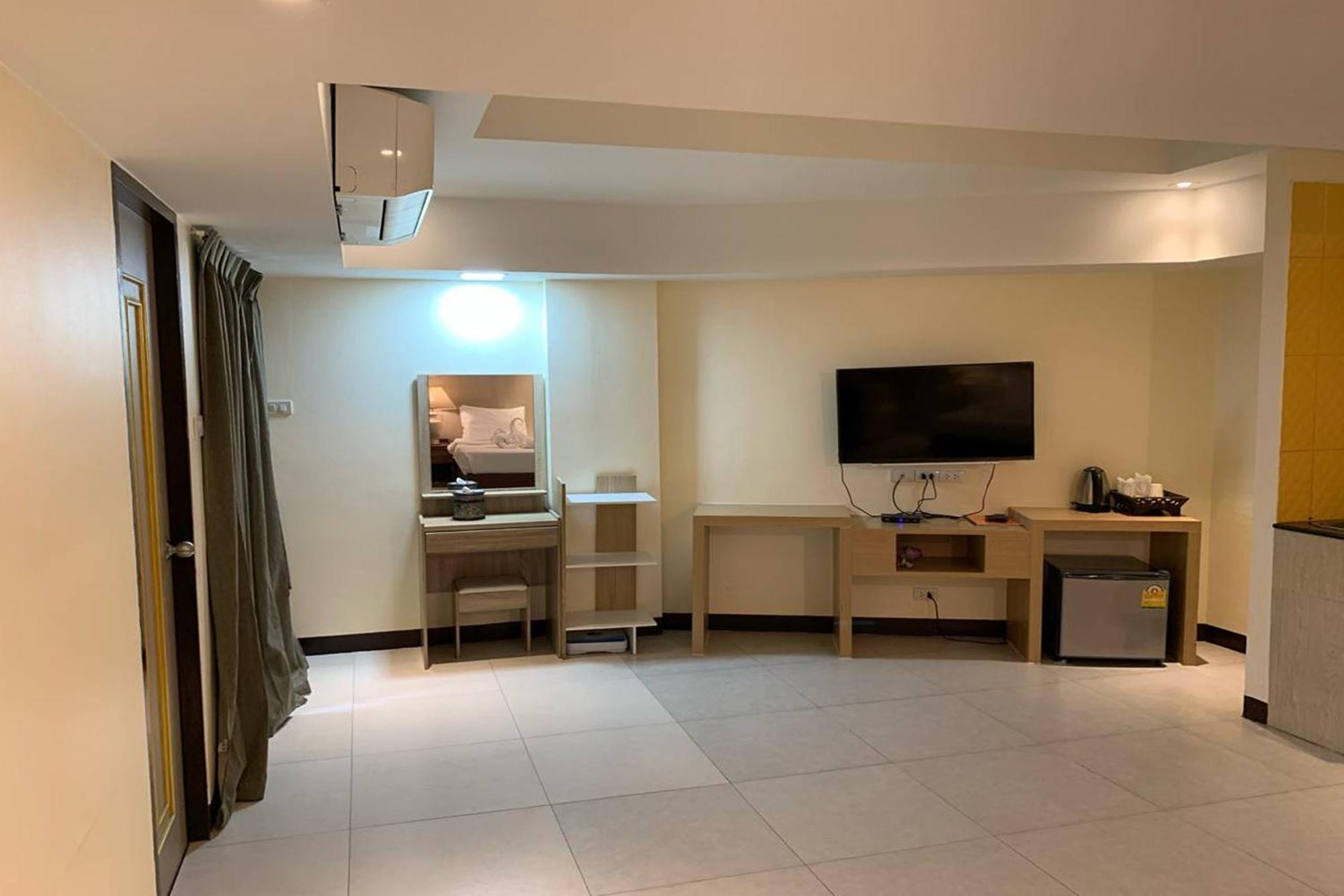 Kim Hotel At Morleng Bangkok Luaran gambar
